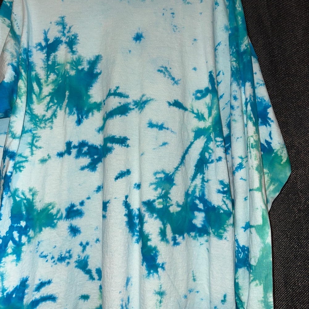 XL Long Sleeve Tie Dye Tee - Picture 4 of 6